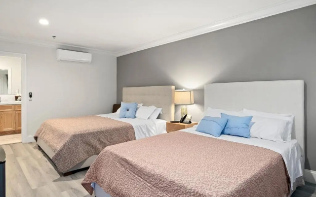 Deluxe Quadruple room