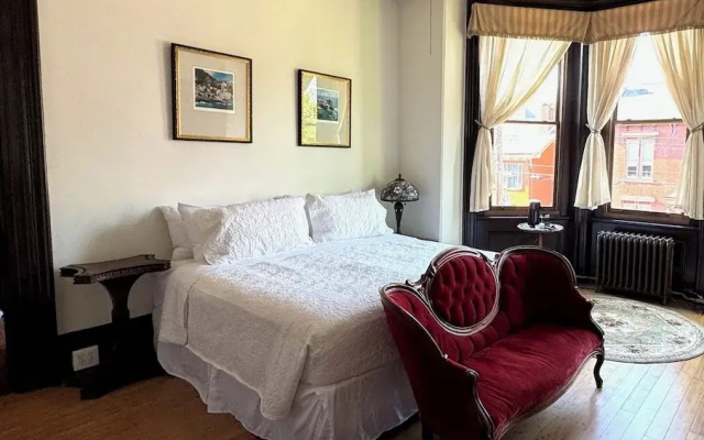 Premium room