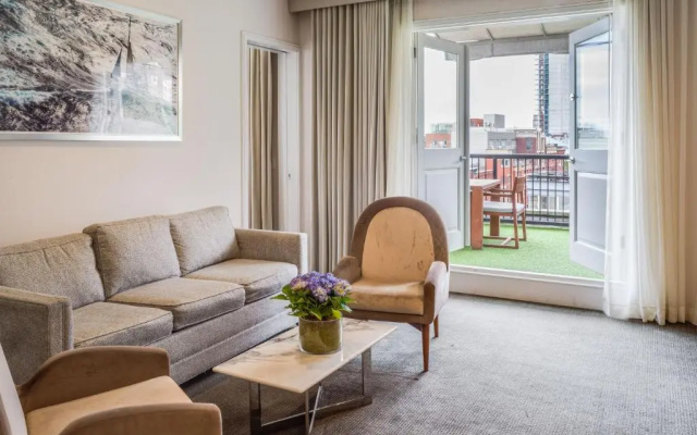 Double Suite