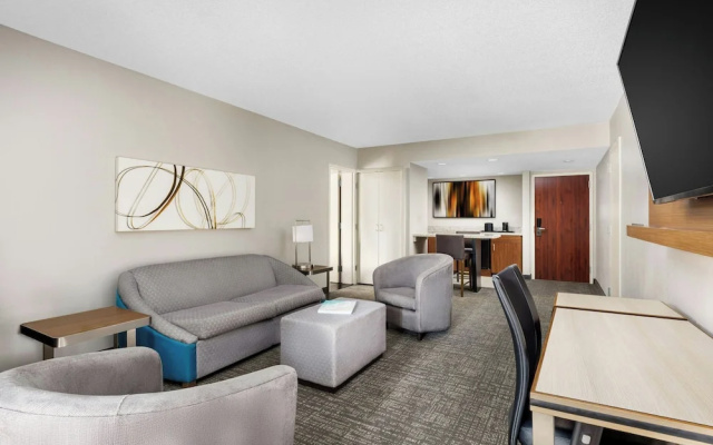 1 Bedroom Double Suite with balcony