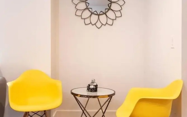 3 Bedrooms Cottage with balcony