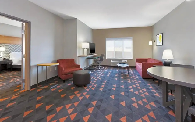 Double Suite