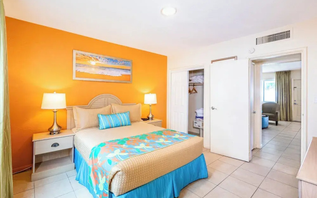 1 Bedroom Apartment with balcony and with view