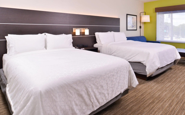 Quadruple Suite