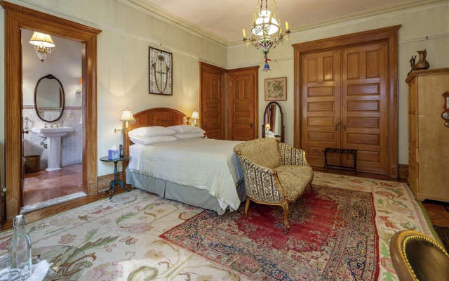 Luxury Double Suite