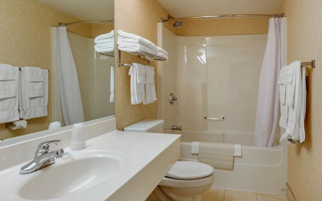 2 Bedrooms Suite with balcony