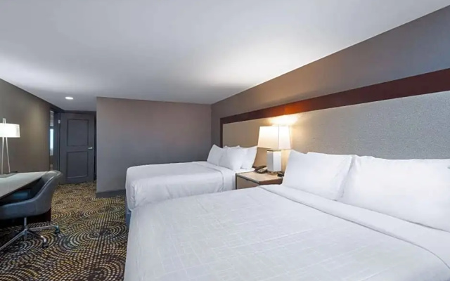 2 Bedrooms Deluxe Sextuple Suite