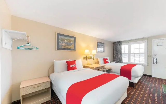 Standard Quadruple room with balcony
