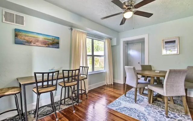 4 Bedrooms Cottage with balcony