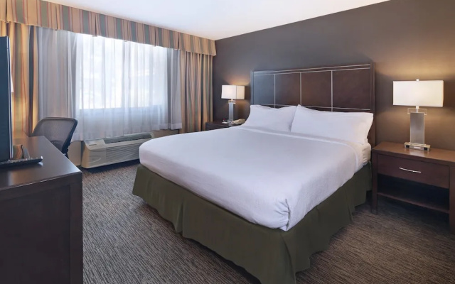 1 Bedroom Suite