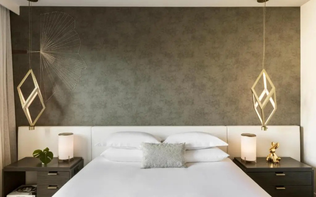 Premium room