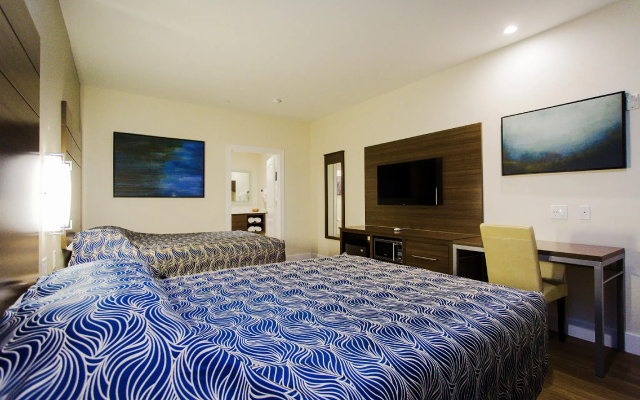 Standard Quadruple room