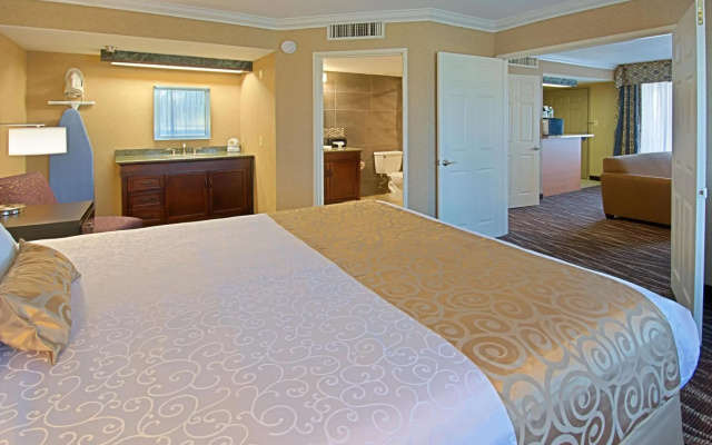 Executive Double room with courtyard view