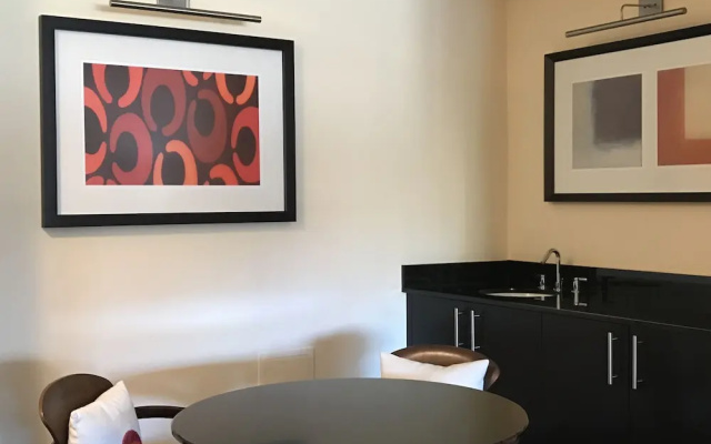 1 Bedroom Double Suite