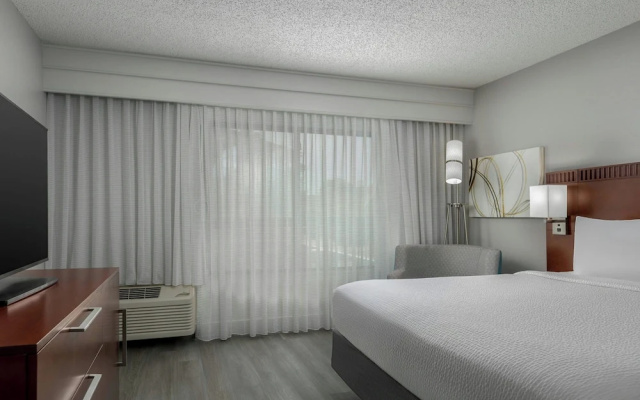 1 Bedroom Suite