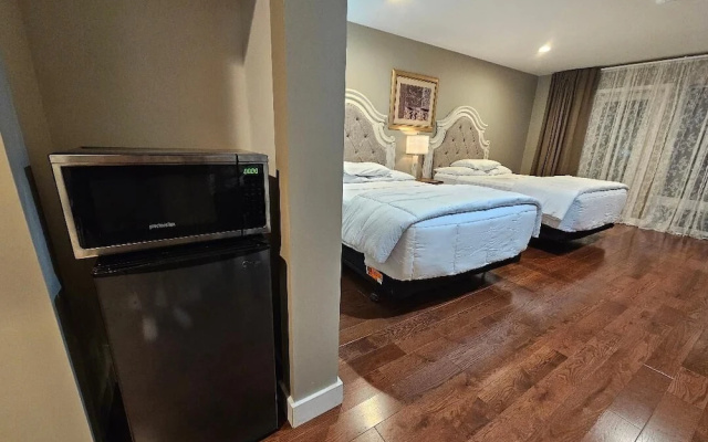 Grand room