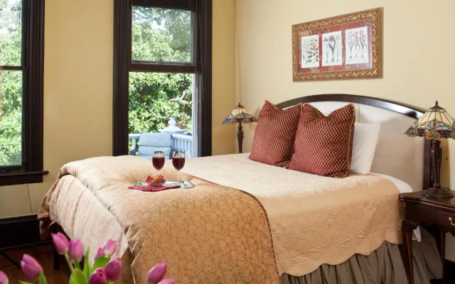 Standard room with balcony