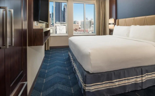 2 Bedrooms Double Suite with city view