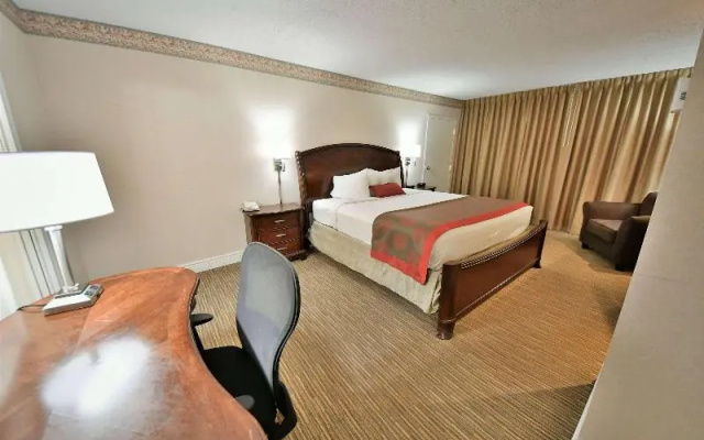 Double Suite