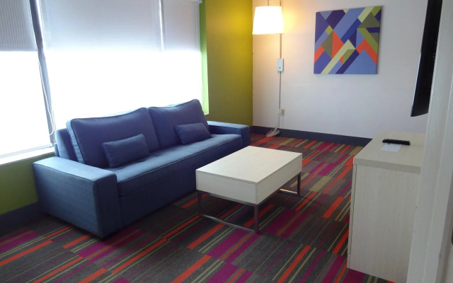 1 Bedroom Double Suite