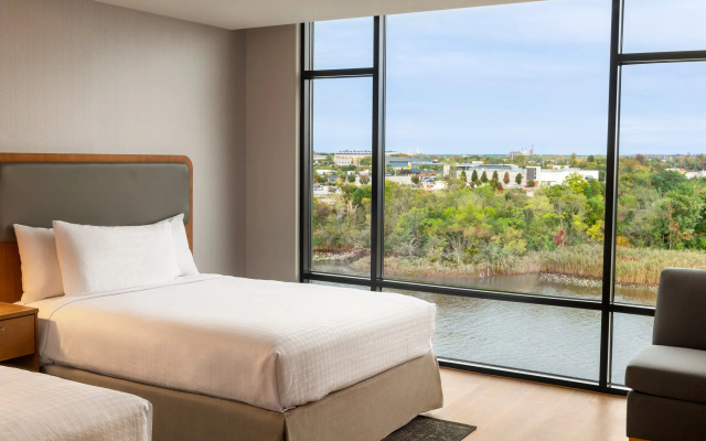1 Bedroom Suite