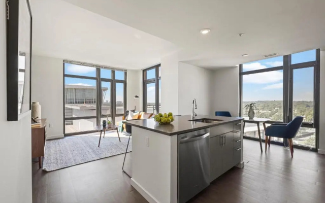 2 Bedrooms Premium Apartment with balcony
