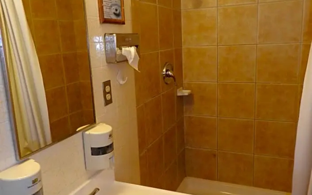 Standard Quadruple room with balcony