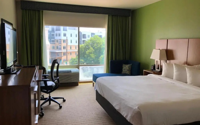 Deluxe Double Mobility Accessible room