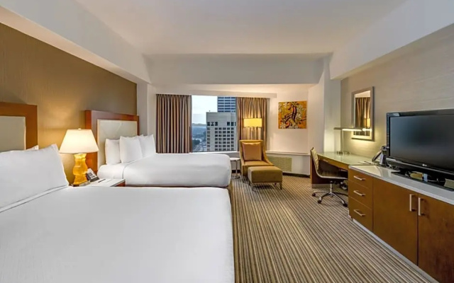 Quadruple room with city view