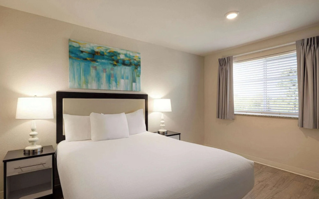 1 Bedroom Suite