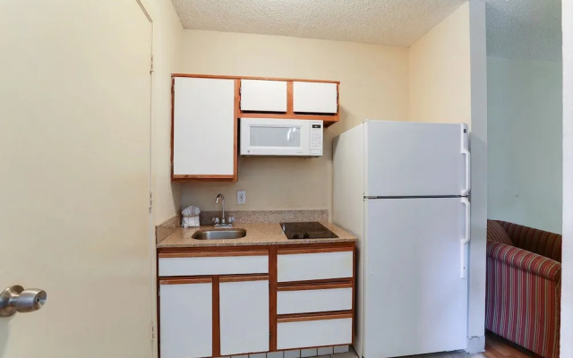 Deluxe Quadruple Suite