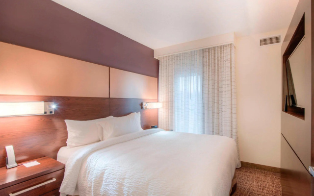 2 Bedrooms Suite