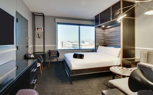 2 Bedrooms Suite