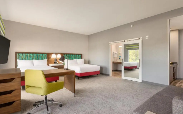 Quadruple Suite