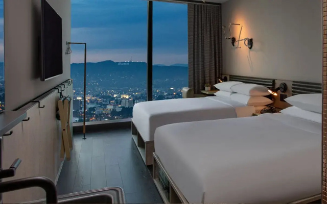 Room with city view