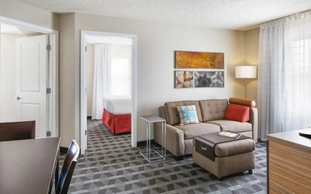 2 Bedrooms Double Suite