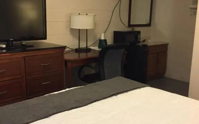 Economy room