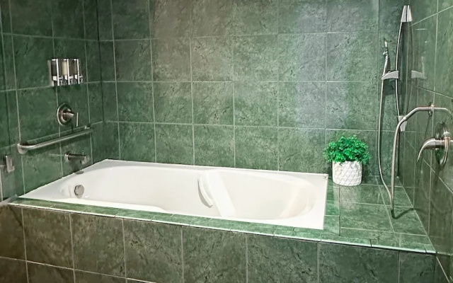 Standard Double room with partial view
