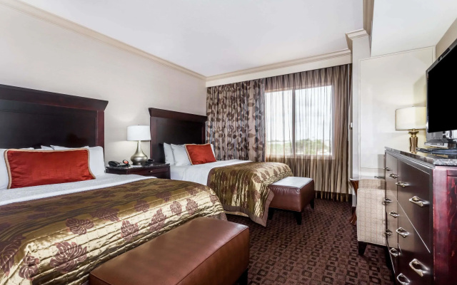 2 Bedrooms Suite