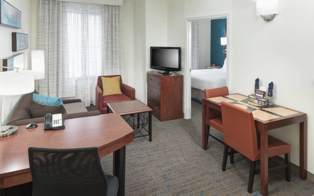 1 Bedroom Suite