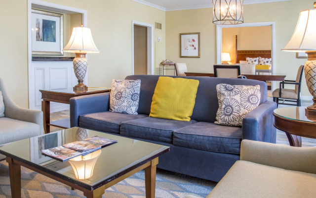 Double Suite
