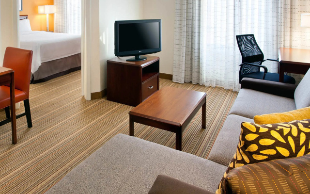 1 Bedroom Suite
