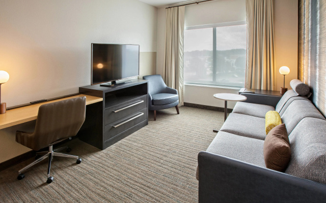 2 Bedrooms Suite