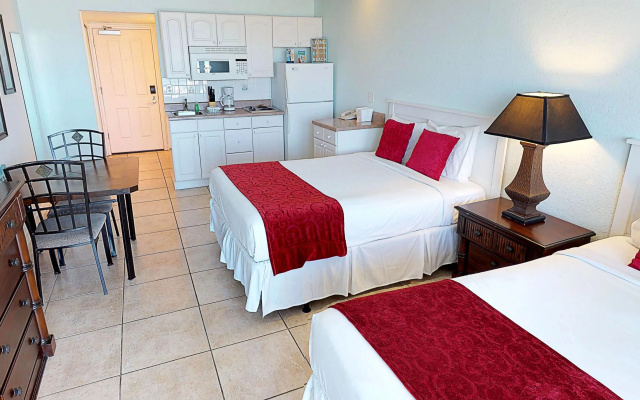 Standard Quadruple room with bay view
