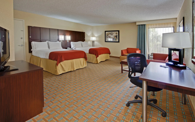 Quadruple Junior Suite