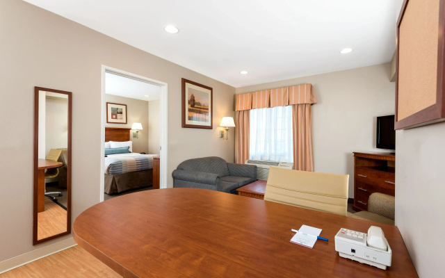 Double Suite
