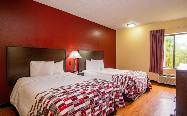Standard Quadruple Suite