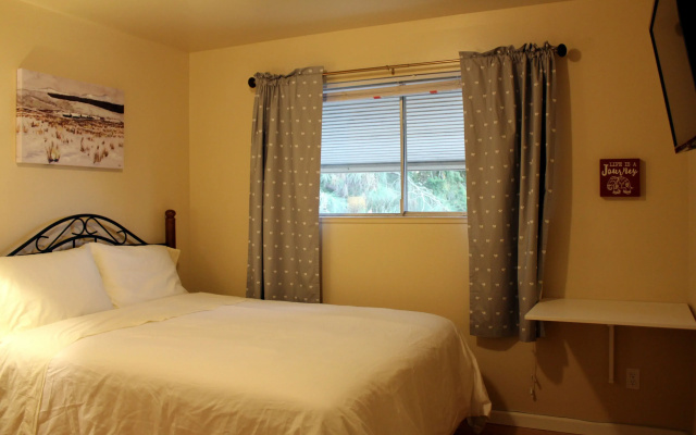 Economy room