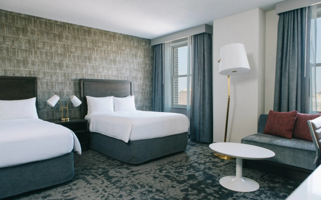Standard Double room with city view