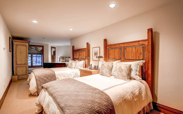 4 Bedrooms Standard room